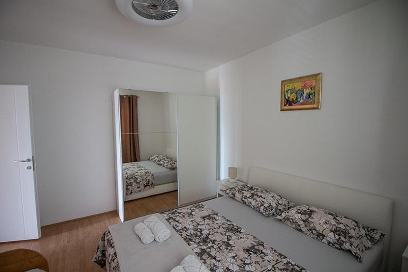 Apartment Zvjezdana Omiš Exterior foto
