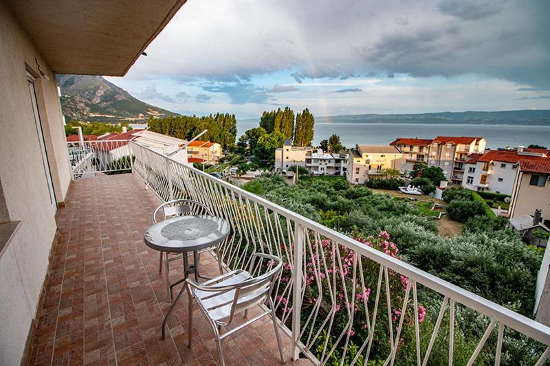 Apartment Zvjezdana Omiš Exterior foto