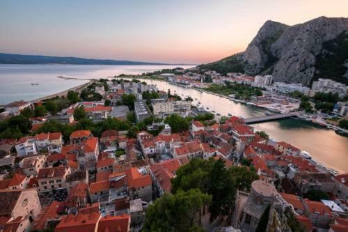 Apartment Zvjezdana Omiš Exterior foto